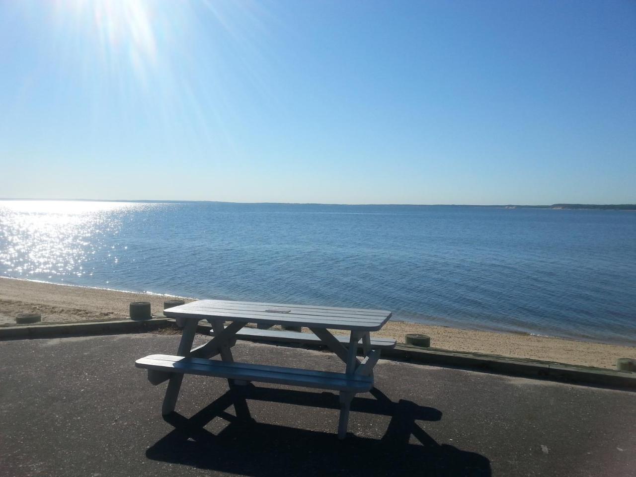 Bay Breeze Inn South Jamesport Luaran gambar
